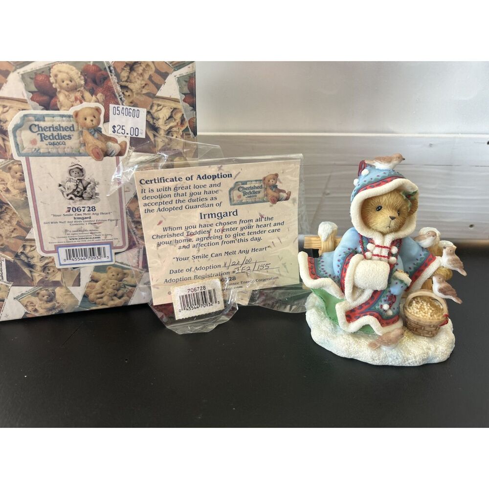 Cherished Teddies Irmgard A Smile Can Melt Any Heart 706728 Dec 2000 Holiday